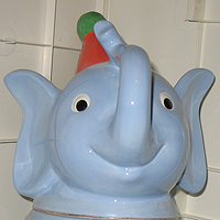 blue elephant cookie jar