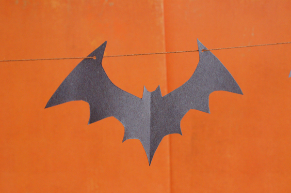 Halloween Bat Garland Template